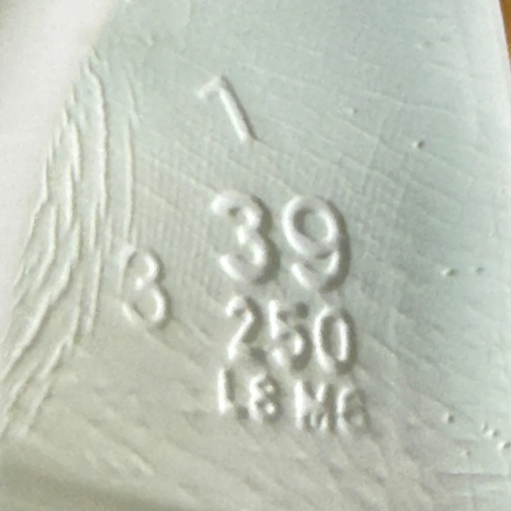 Birkenstock Barbados Womens 8 Mens 6 EU 39 White EVA Slide Sandals Lightweight
